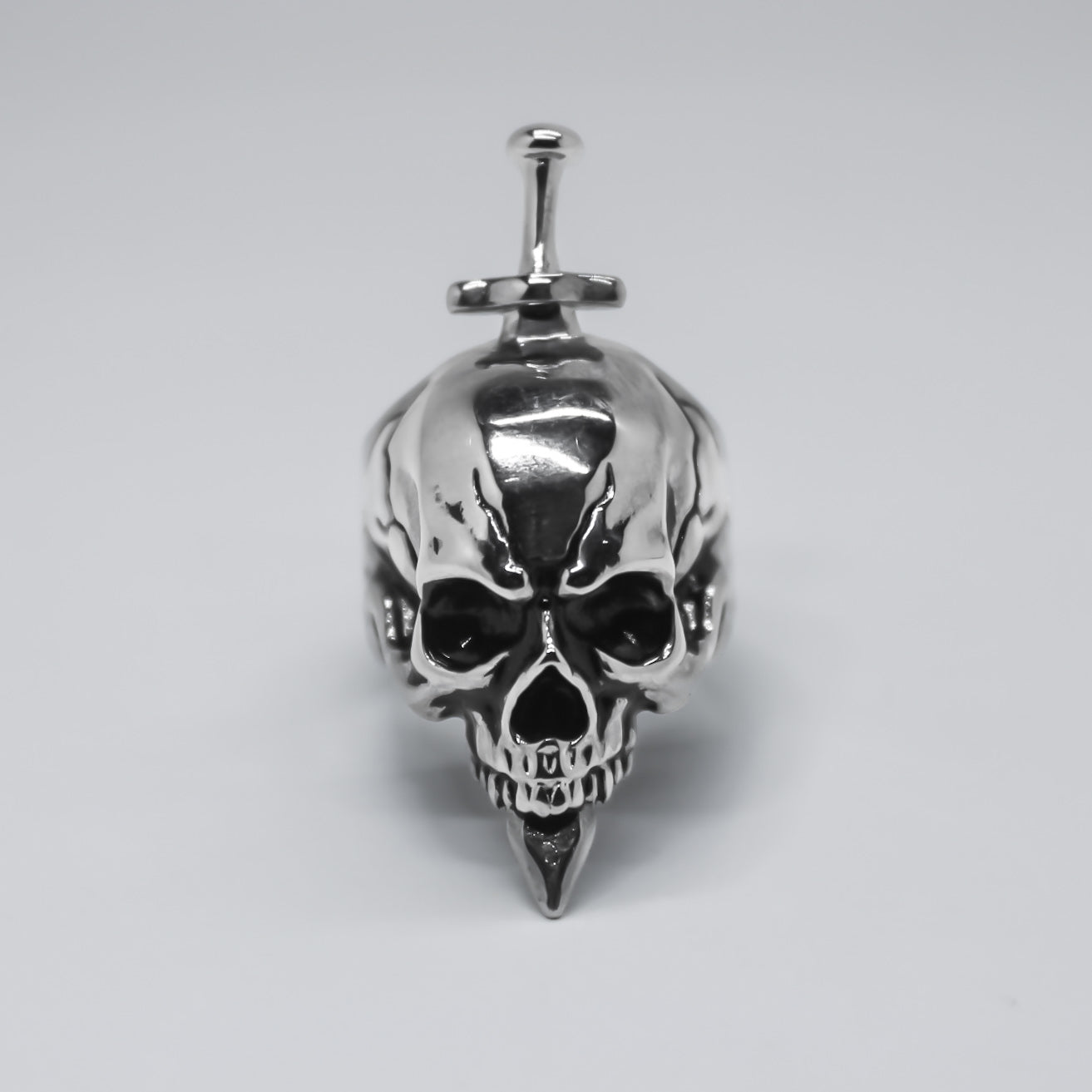 CROWNPIERCED Ring