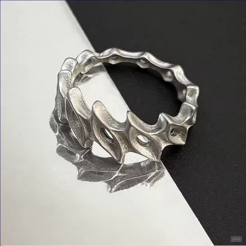 Drake Ring